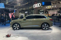 颜值进化牵手华为智驾 全新奥迪Q5L终于来了！