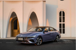 为年轻人而来 全新伊兰特“加量不加价”还有高颜值