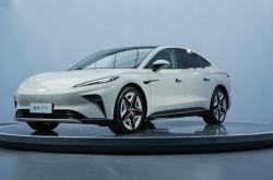 直击2023世界设计之都大会 飞凡F7荣获“上海设计100+”大奖