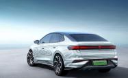 全球首款量产可变新汽车发布，长安汽车打响北京车展“第一枪”