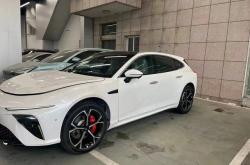 哪吒S猎装纯电版开启预售 预售价16.69-21.99万