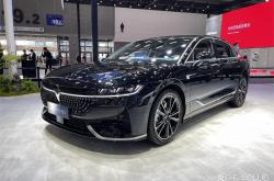 2024成都车展：岚图知音预售价20.99-26.69万