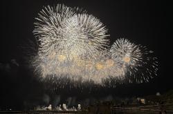 吉利牛仔官图发布 配越野套件多功能小书包