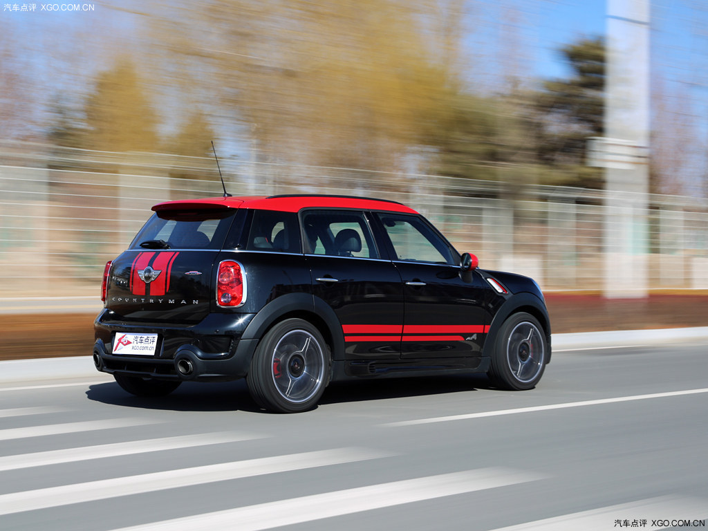 运动感十足 MINI JCW COUNTRYMAN中国首秀