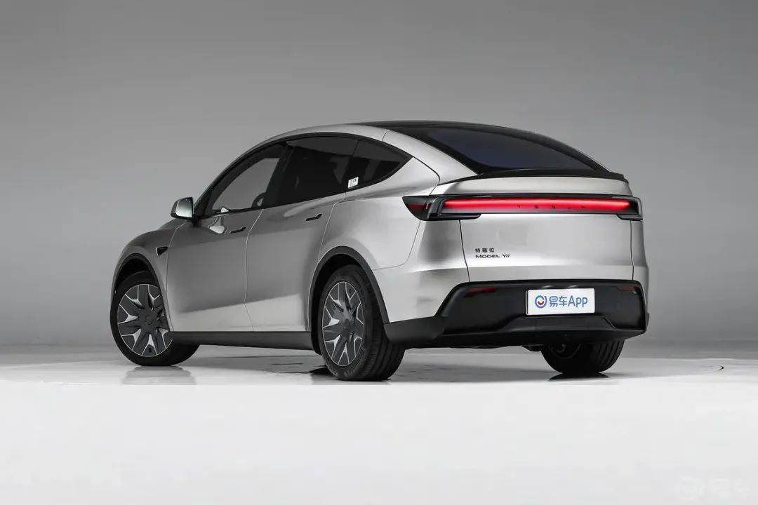 特斯拉Model Y L正式上市 售价33.9万起