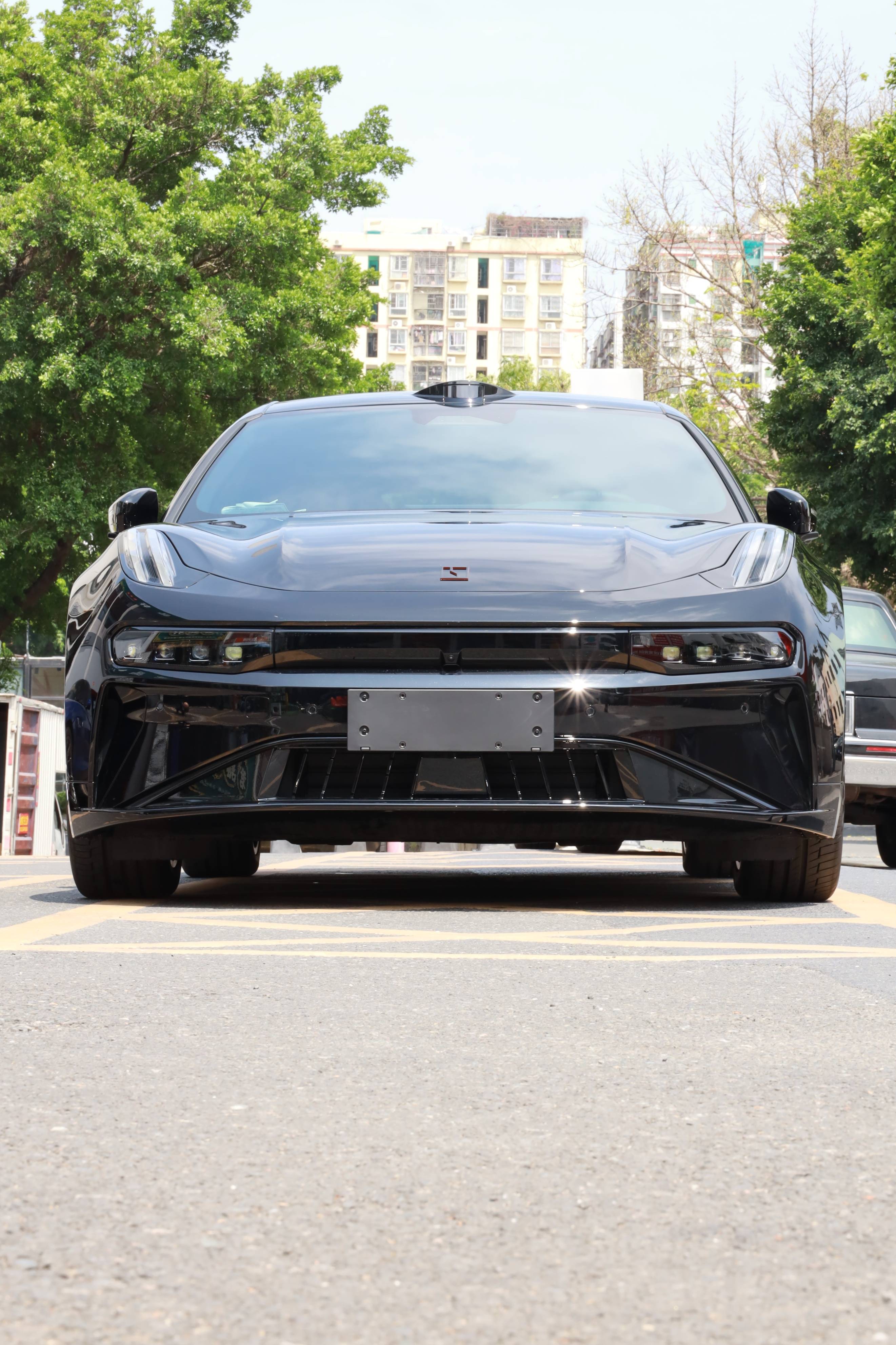 焕新极氪001开启预售 将10月11日上市