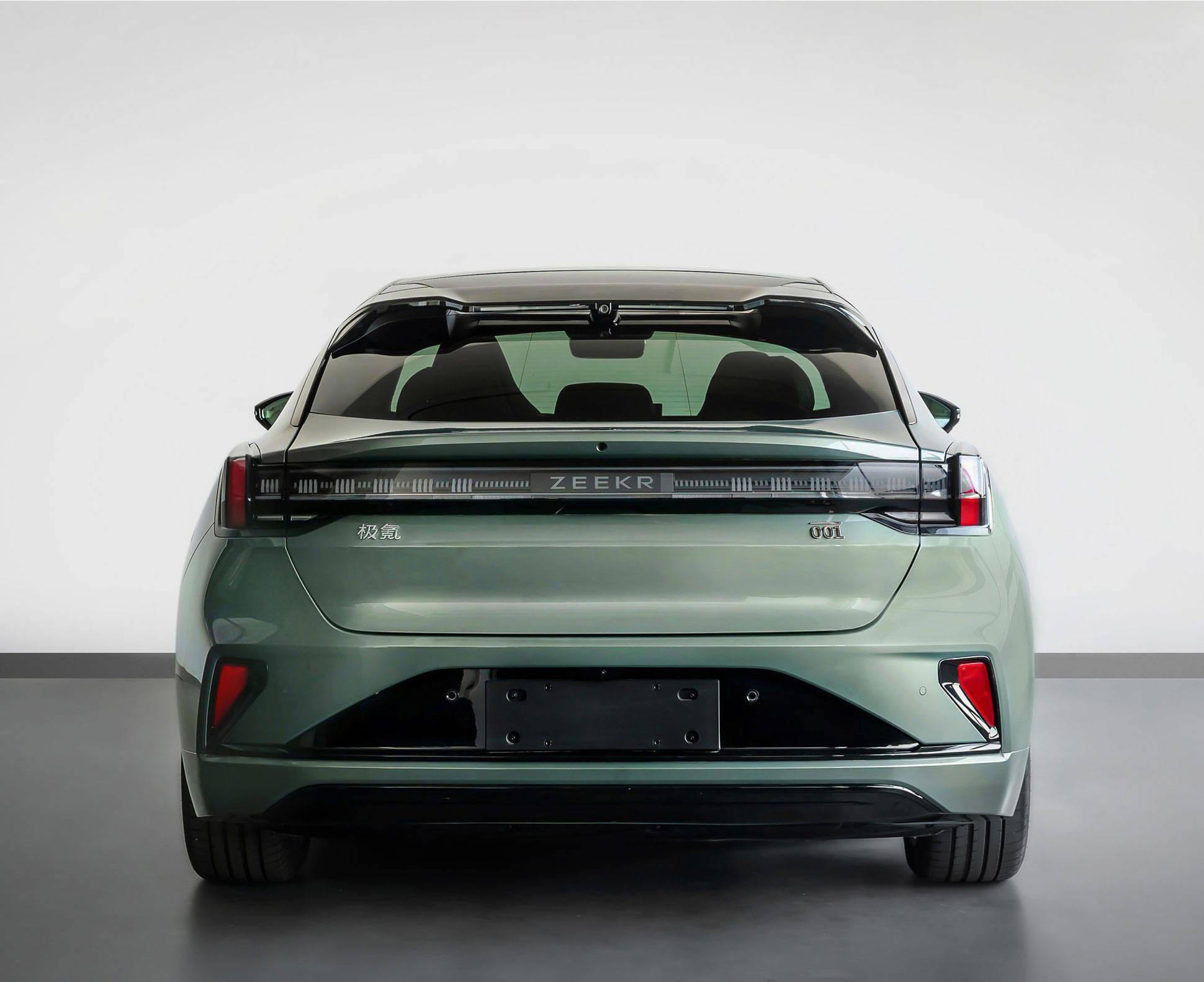 焕新极氪001开启预售 将10月11日上市