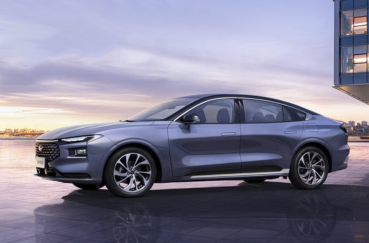 长安福特新款蒙迪欧正式发布 动力提升