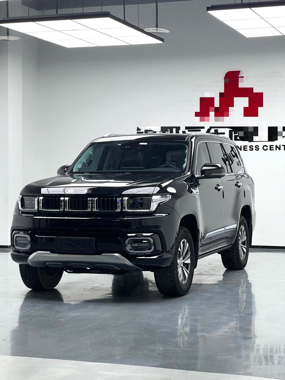 北京越野BJ60增程行政版上市 售价29.58万