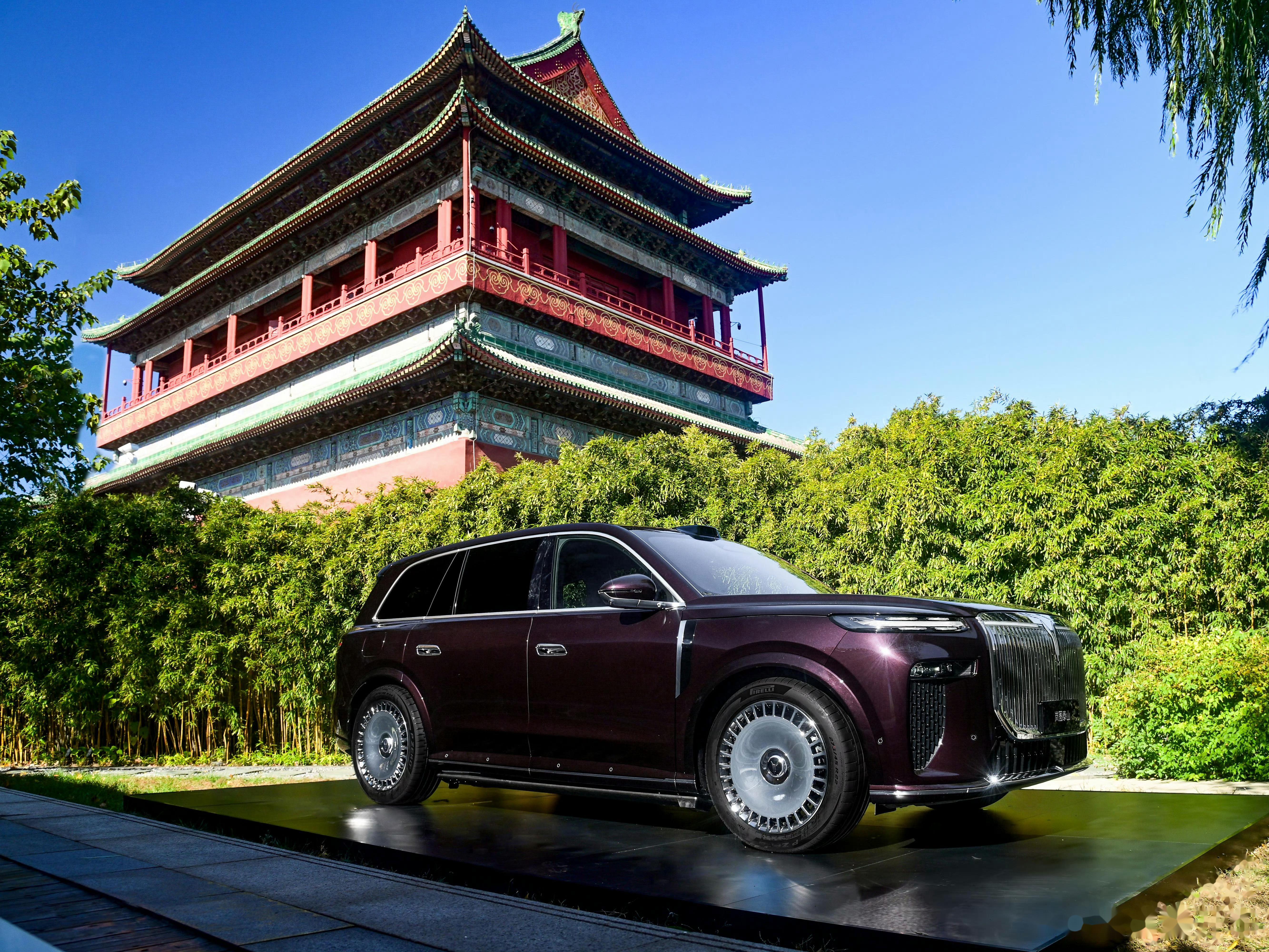 岚图全新SUV申报图公布 尺寸比泰山略小