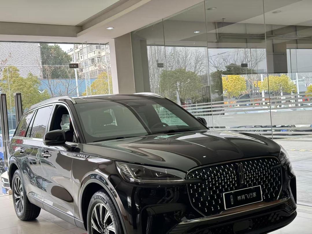 谁说SUV不运动？这台林肯飞行家让我开得很爽